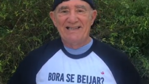 Após deixar Globo, Renato Aragão diz que participaria do 'A Praça é Nossa' no SBT