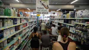 7 em cada 10 empresas do comércio varejista têm dificuldade para obter produtos