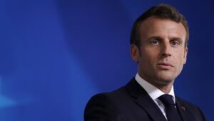 França exclui pedir desculpas por crimes coloniais na Argélia