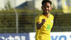 Matheus Cunha é convocado para a vaga de Gabriel Jesus na Seleção