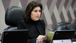 Tebet modulou postura independente e combativa para romper resistências