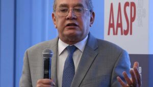 Gilmar Mendes participa de live do MST com Stedile sobre pandemia da Covid-19