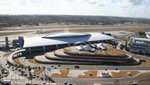 Aeroporto do Recife passa por obras de revitalização