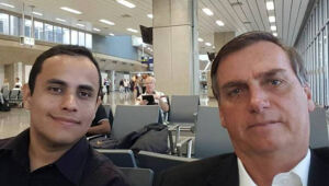 Facebook liga assessor do Planalto a ataques a opositores de Bolsonaro