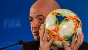 Copa do Mundo de 2026 promoverá desenvolvimento do futebol na América Central, diz Infantino