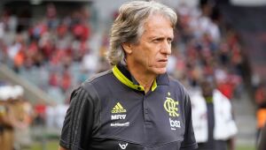 Após rumores de saída no final da temporada, Benfica confirma permanência de Jorge Jesus