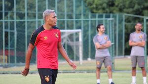 Sport recusa proposta de clube coreano por Mikael