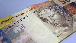 Inflação pelo IPC-S fica em 0,49% em julho, mas é de 1,04 no ano