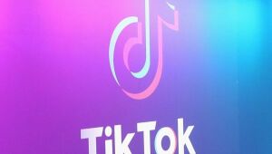 China denuncia "represão política" por proibição do TikTok e WeChat nos EUA