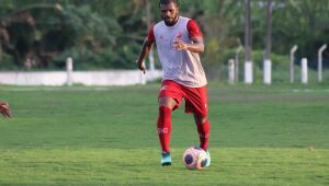 Covid-19: Willian Simões e mais quatro funcionários testam positivo