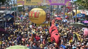 Desfile das Virgens de Bairro Novo altera trânsito em Olinda; confira desvios