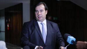 Maia diz que plataformas querem evitar lei das fake news porque 'vivem do radicalismo'