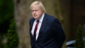 União Europeia dá 1º passo legal para obrigar Boris a cumprir acordo do brexit