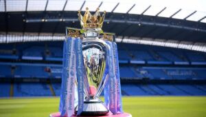 Tossir em adversário poderá render cartão vermelho no Campeonato Inglês