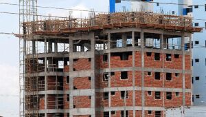 Confiança da construção civil recua 1,4 ponto em maio, diz FGV