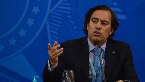 Caixa: Conselheira relata gritos, tapas na mesa e intimidação em reuniões com Guimarães