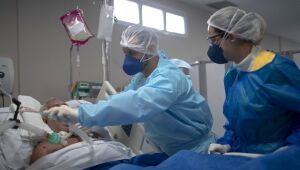 Brasil ultrapassa 65 mil mortes pela Covid-19