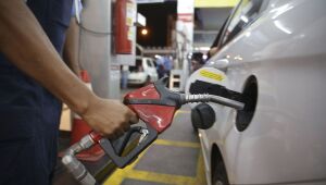 Petrobras anuncia novos reajustes e alta acumulada da gasolina já passa de 50% em 2021