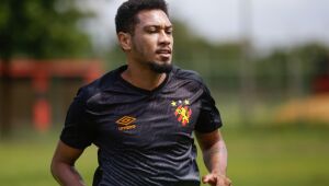 Recuperado, Hernane reforça Sport na estreia do Brasileirão