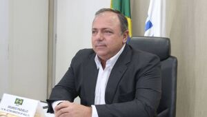 Pazuello força a barra ao ficar na Saúde, dizem militares após crítica de Gilmar Mendes