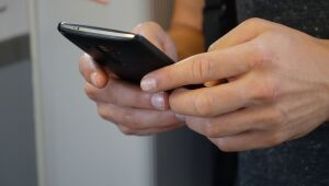 Manual ajuda empresas a atuarem contra fake news