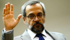 Sem foro, investigação contra Weintraub por racismo vai para a 1ª instância