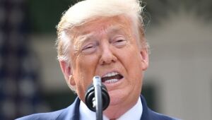 Trump ataca revolução cultural "de esquerda" no Monte Rushmore