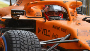 Chefe da McLaren pede desculpas a Sainz por 'destruir' corrida do piloto