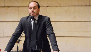Assessores da Presidência dizem ter se reunido com Carlos Bolsonaro antes de seus depoimentos à PF