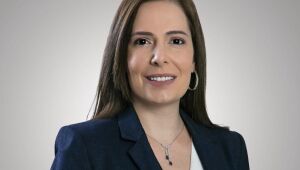 Adversários mostram cartão de visitas a Patrícia Domingos