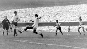 Gols do Uruguai no Maracanazo foram 'avisados' no campo e nos jornais