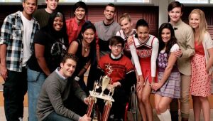 Elenco de 'Glee' e famosos lamentam morte de Naya Rivera: 'Deus te chamou'
