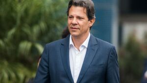 'Ninguém ganha de presente R$ 16 milhões', diz Haddad sobre joias destinadas a Michelle