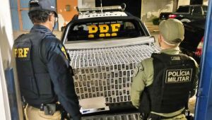 Primos são detidos pelo transporte de 17,4 mil maços de cigarro paraguaios no Agreste