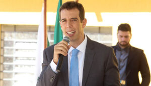 Sob pressão de ideológicos, Feder diz que recusa convite para o MEC