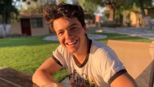 Ator Sebastian Athié, do Disney Channel, morre aos 24 anos