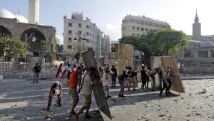 Milhares de libaneses nas ruas para protestar e exigir respostas das autoridades