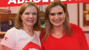 Gleisi Hoffmann responde declaração de Carlos Siqueira e cita disputa pela PCR