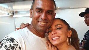 Novo irmão de Anitta vai adotar sobrenome da família da cantora