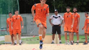 Santa Cruz tem cinco desfalques para o jogo contra o Paysandu neste sábado