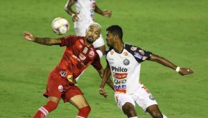 Náutico fica no 0x0 com o Operário/PR