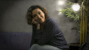Estreante no Zorra, Marisa Orth afirma ser insegura e que não gosta de se ver na TV