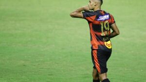 Com bom jogo coletivo, Elton faz dois e Sport estreia com vitória sobre o Ceará