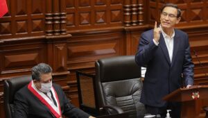 Presidente Vizcarra é salvo de destituição pelo Congresso peruano