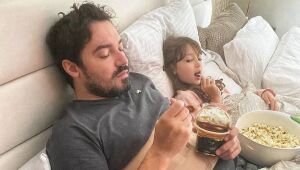Fernando Zor se recupera ao lado da filha caçula em meio a polêmica com ex-mulher