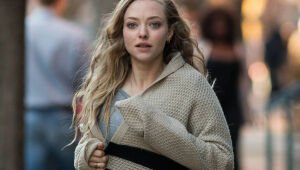 Atriz Amanda Seyfried dá à luz seu segundo filho após gravidez sigilosa