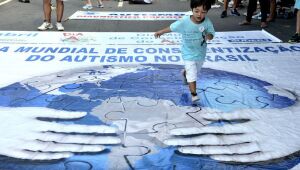 Governo lança cartilha para crianças com autismo