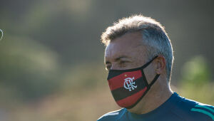 Flamengo tem mais um positivo e chega a 33 casos em surto de Covid-19