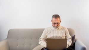 Etarismo, velhofobia e a mudança geracional do mercado de trabalho brasileiro
