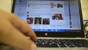 Brasil tem, em média, menos de 1 computador para 4 alunos de 15 anos